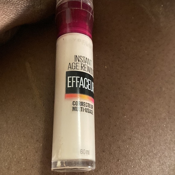 Variety of EyeLifts - Picture 4 of 5